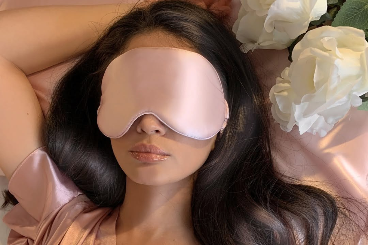 7 Small Night Routine Changes That Make Your Skin Look Better in the Morning