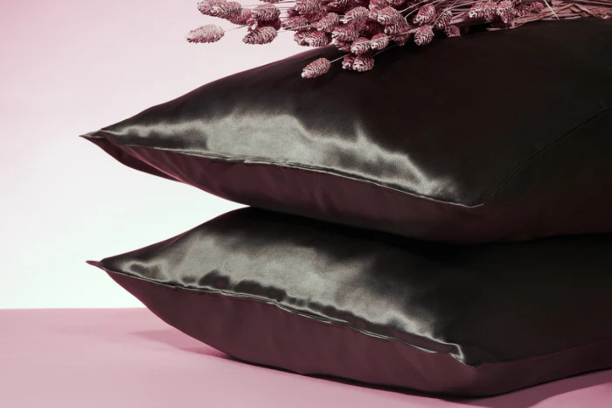 Silk Pillowcase vs. Satin Pillowcase: What's the Real Difference (And Why It Matters)