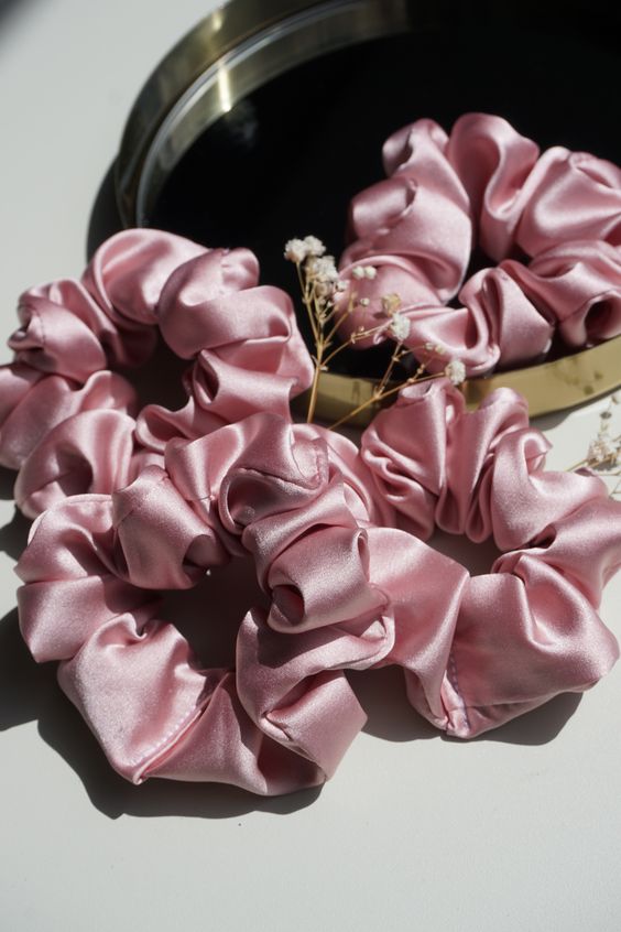 MEDIUM - BLACK AND ROSE DUO